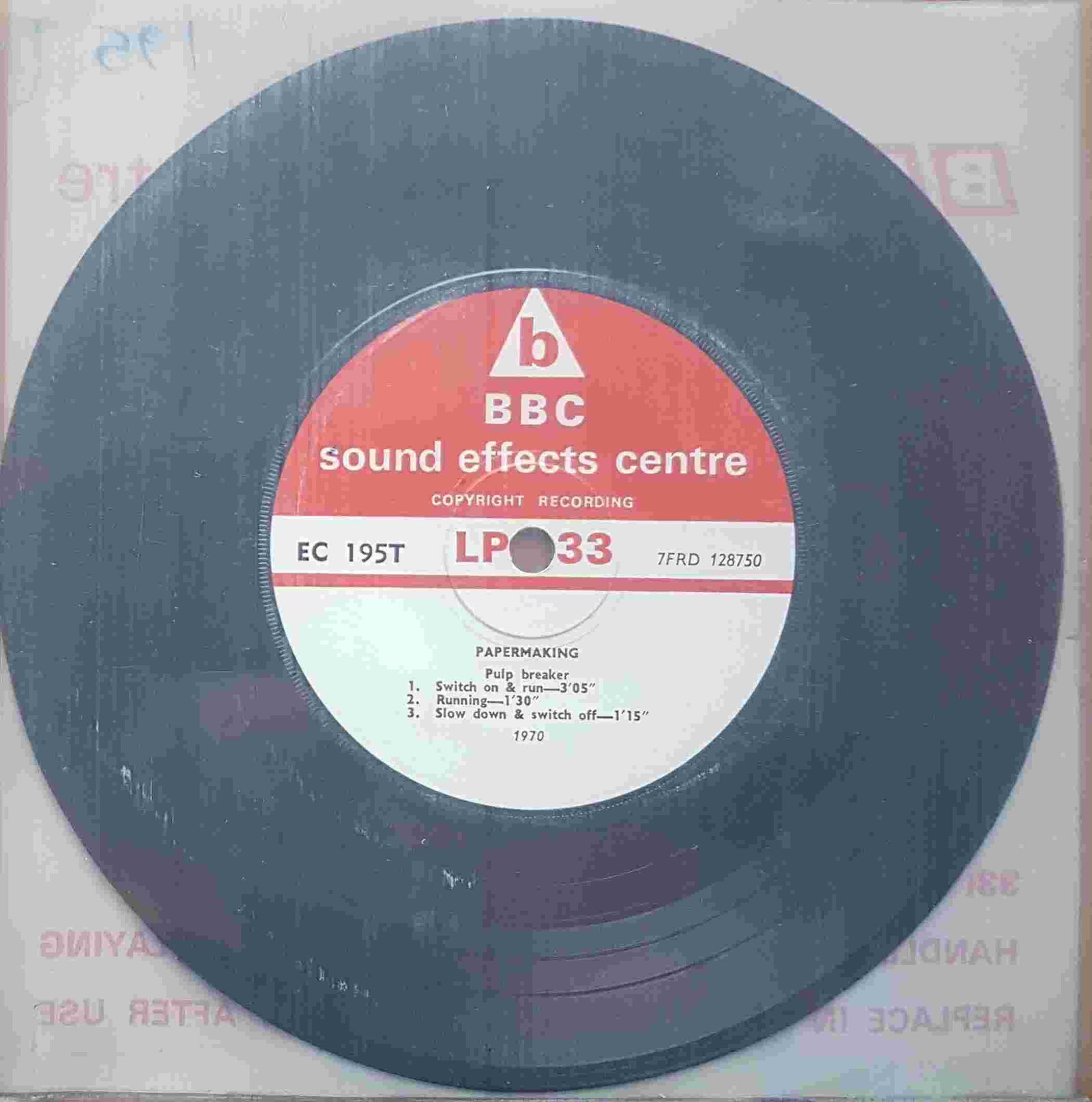 Back cover of EC 195T